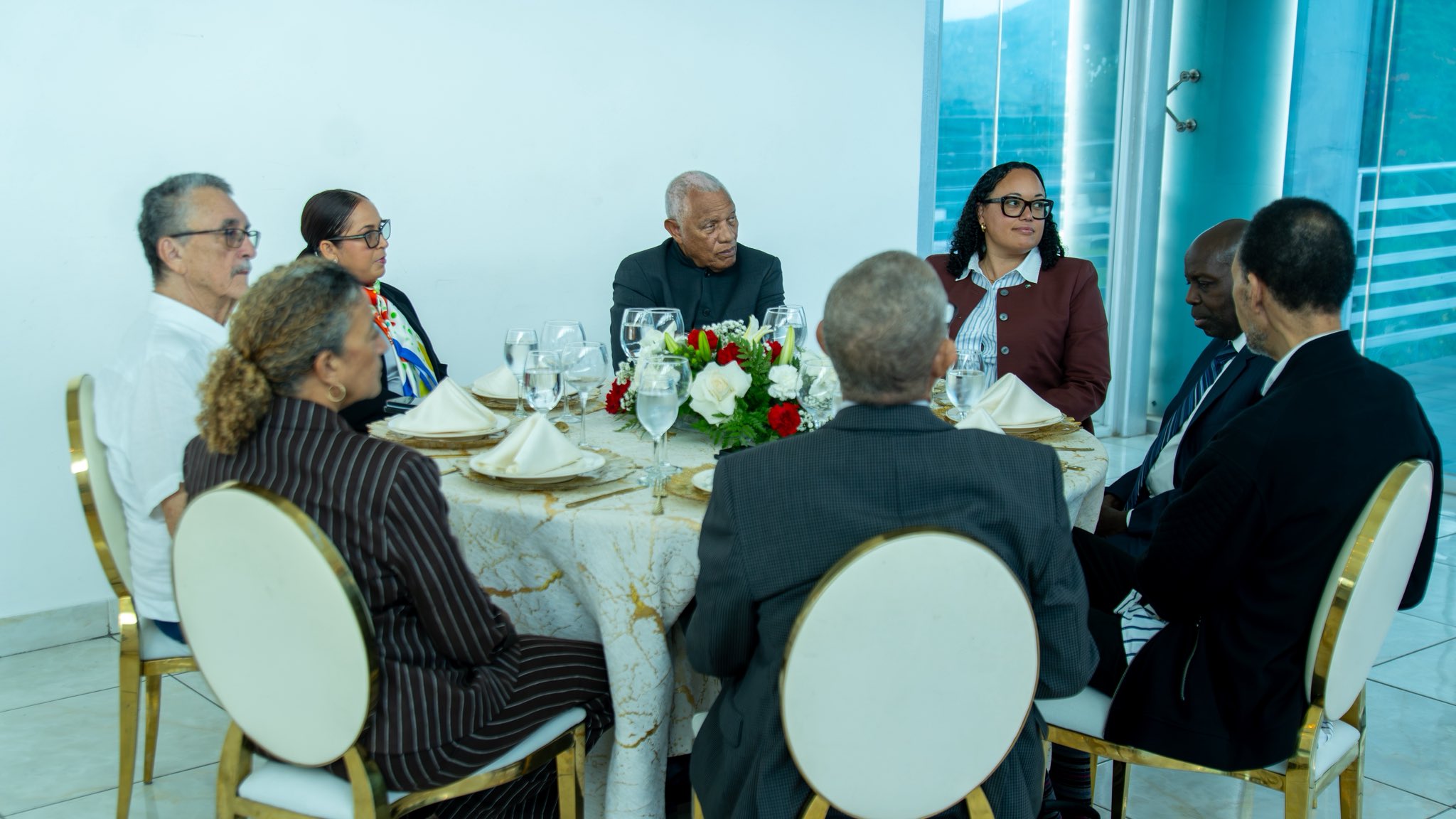 1003031859 CARICOM en Haïti : le groupe des Éminentes Personnalités rencontre la Chancellerie